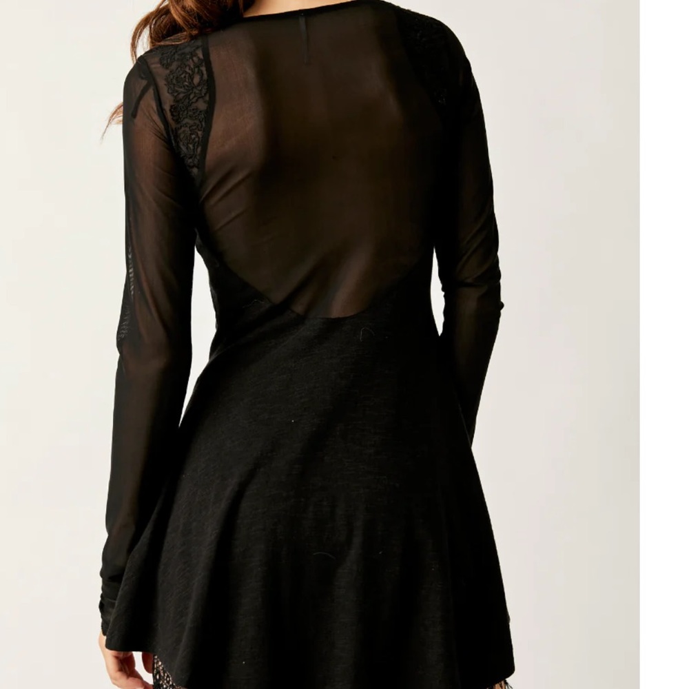 Free People NWT Rendezvous Stretch Black Embroidered Lace Vneck Long Sleeve Top